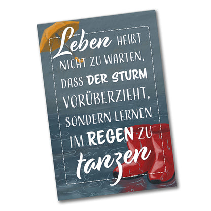 Lebensweisheit Souvenir Magnet mit Regenschirm und Gummistiefeln