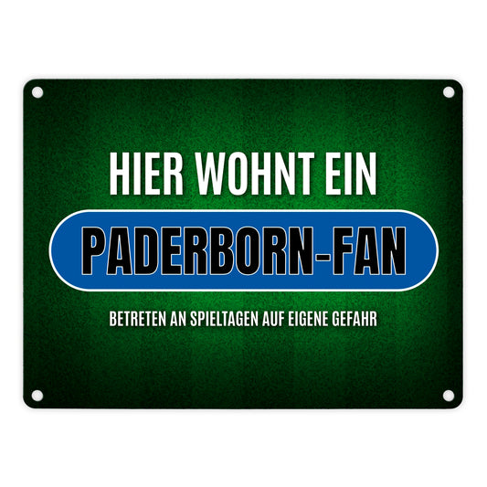 Hier wohnt ein Paderborn-Fan Metallschild mit Rasen Motiv