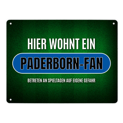 Hier wohnt ein Paderborn-Fan Metallschild XL mit Rasen Motiv