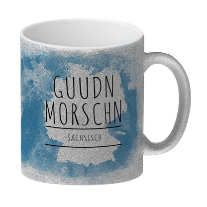 Hallo auf Sächsisch Guudn Morschen lustiger Glitzer-Kaffeebecher mit blauem Hintergrund