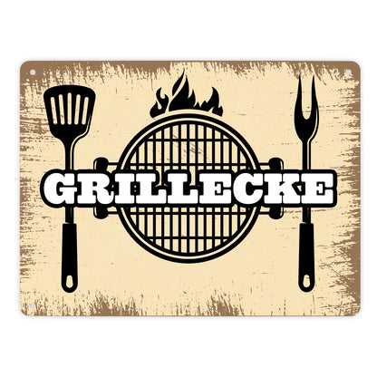 Grillecke Metallschild XL mit coolem Grillmotiv auf beigem Hintergrund