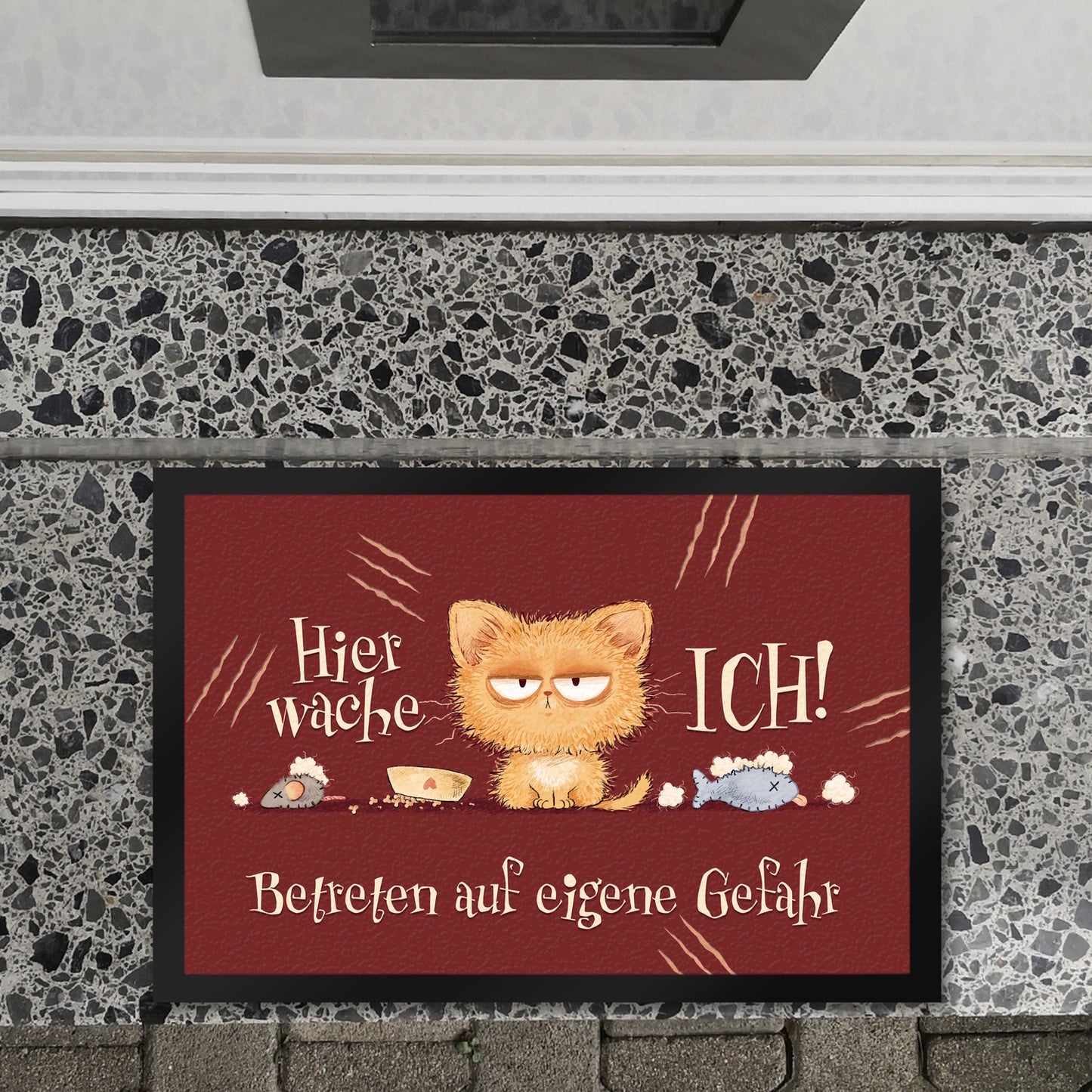 Katze Fußmatte XL in 40x60 cm mit Spruch Hier wache ich Eigene Gefahr