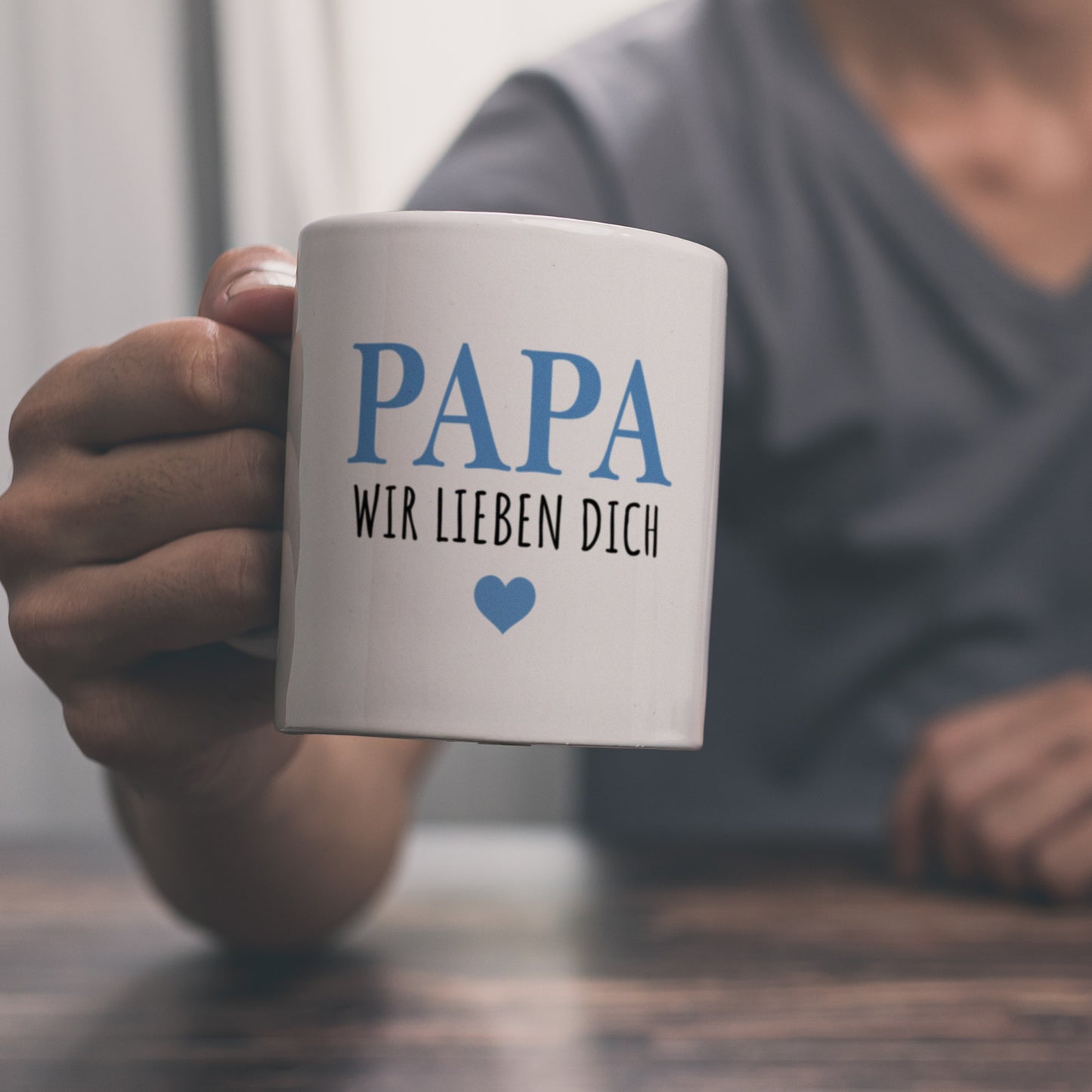 Papa wir lieben dich Kaffeebecher in blau mit Herz