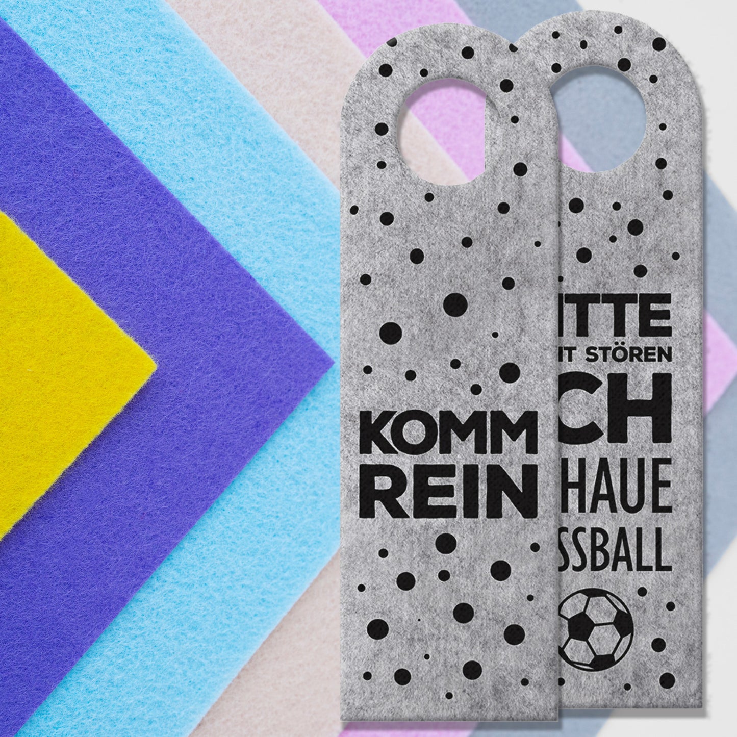 Bitte nicht stören, ich schaue Fußball - Komm rein Türhänger in Grau