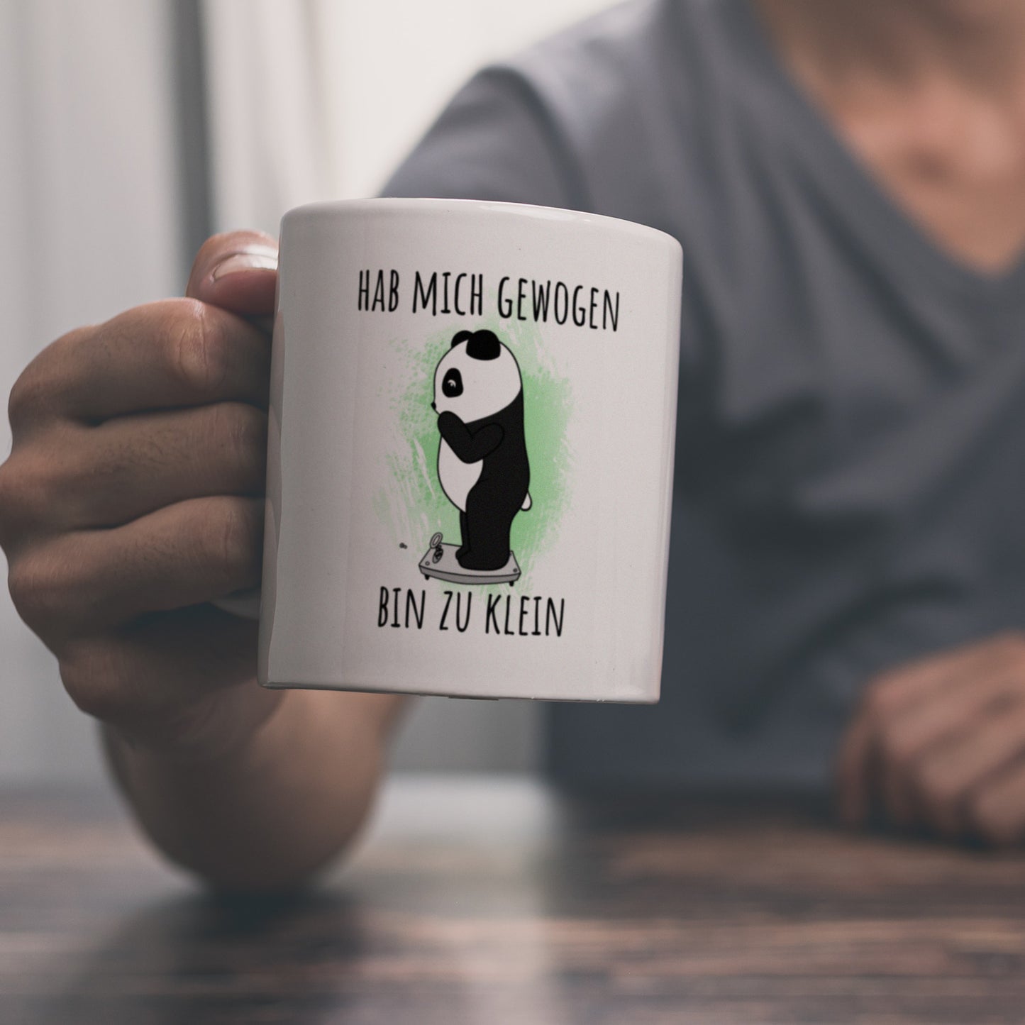 Hab mich gewogen bin zu klein Kaffeebecher mit süßem Panda