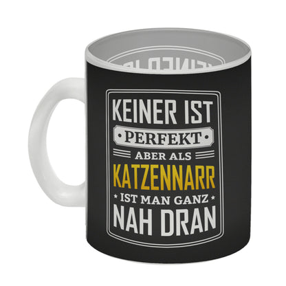 Keiner ist perfekt, aber als Katzennarr ist man ganz nah dran Glas Tasse mit Retro Motiv