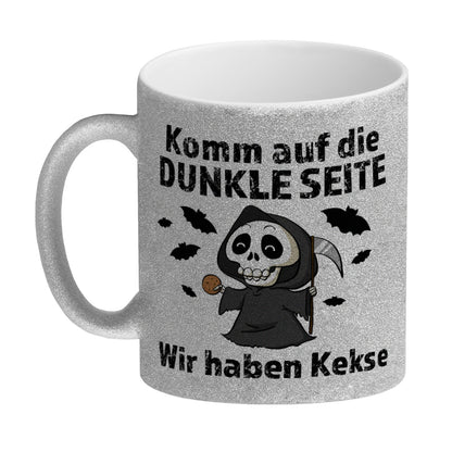 Komm auf die dunkle Seite Glitzer-Kaffeebecher mit Spruch Wir haben Kekse