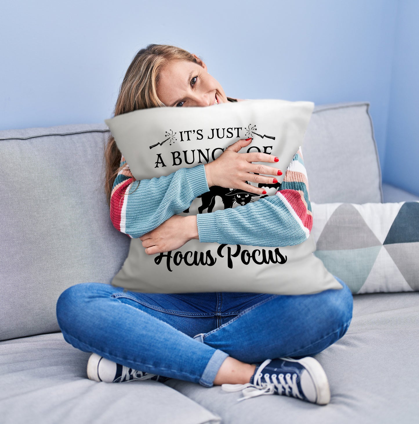 Schwarze Katze Halloween Kuschelkissen mit Spruch A Bunch of Hocus Pocus