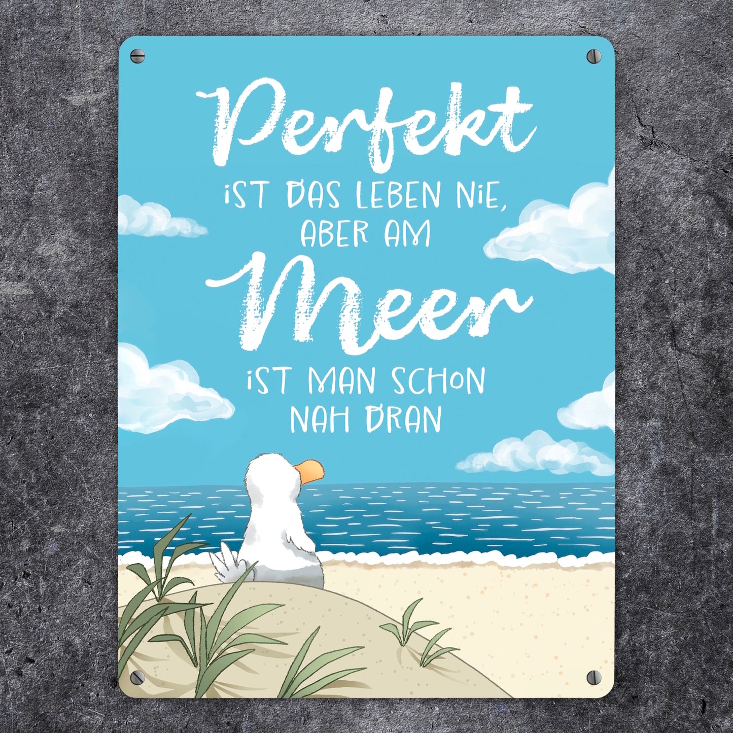 Möwe am Strand Metallschild XL in 21x28 cm mit Spruch Leben am Meer fast perfekt