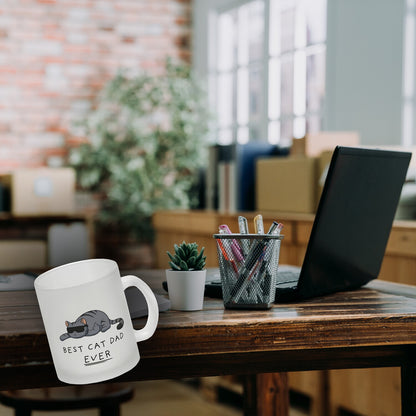 Best cat dad ever. Glas Tasse Der Kaffeebecher ist ideal für Katzenliebhaber, die das gern auf humoristische Art zeigen. Der Becher ist ideal für zu Hause, aber auch auf der Arbeit oder im Büro. Verschenke den Becher an Männer, Kollegen und Freunde zum Ge