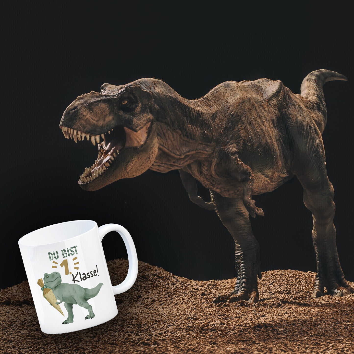 Dino mit Schultüte Kaffeebecher mit Spruch Du bist 1. Klasse!