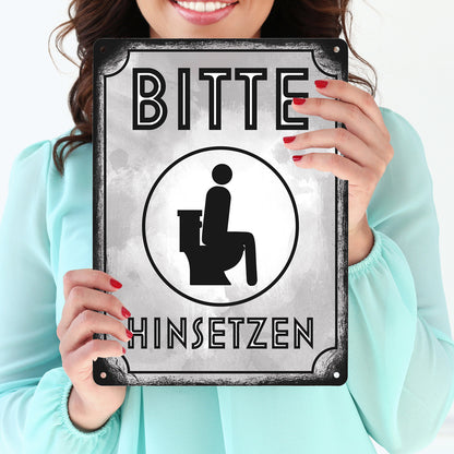 Bitte hinsetzen Metallschild XL in 21x28 cm für Badezimmer oder WC