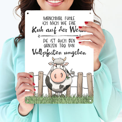 Kuh Metallschild XL in 21x28 cm mit Spruch Von Vollpfosten umgeben wie eine Kuh