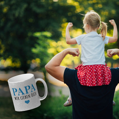 Papa wir lieben dich Glitzer-Kaffeebecher in blau mit Herz