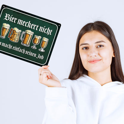 Metallschild XL mit Bier Motiv und Spruch: Bier meckert nicht - es macht ...