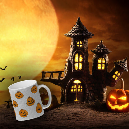 Glitzer-Kaffeebecher im Halloween Design - mit vielen lustigen geschnitzten Kürbisköpfen