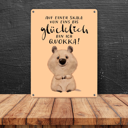 Quokka Metallschild in 15x20 cm mit Spruch Von eins bis glücklich