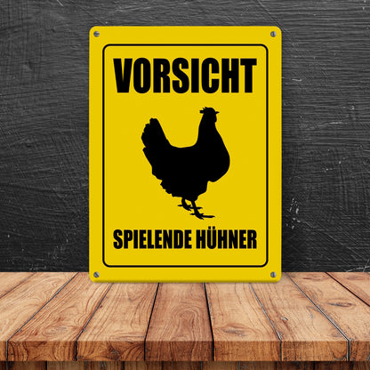 Metallschild XL mit Huhn Motiv und Spruch: Vorsicht spielende Hühner