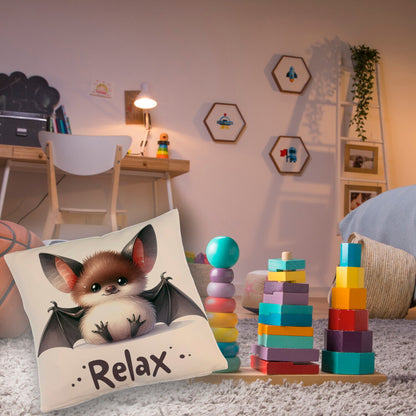 Baby Fledermaus Kissen mit Leinenoptik mit Spruch Relax