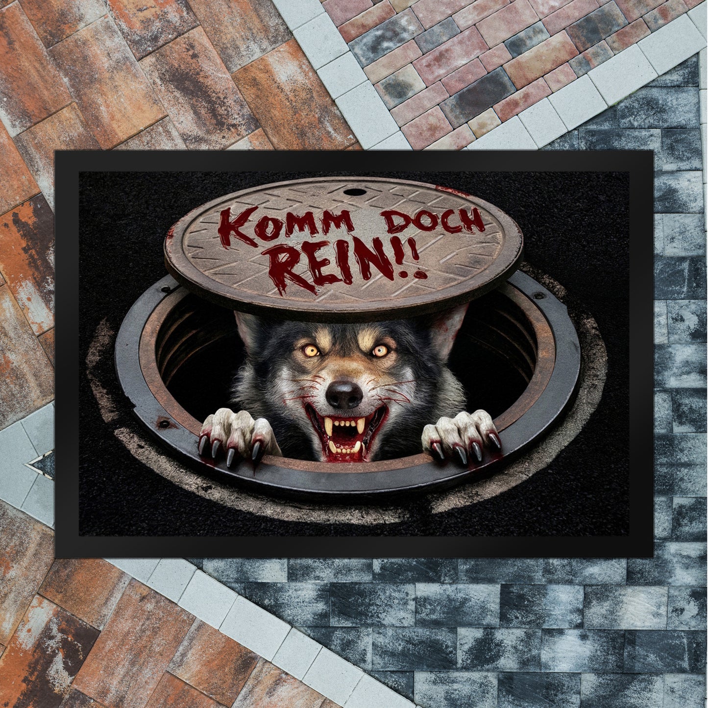 Werwolf unter Kanaldeckel Fußmatte XL in 40x60 cm - Komm doch rein