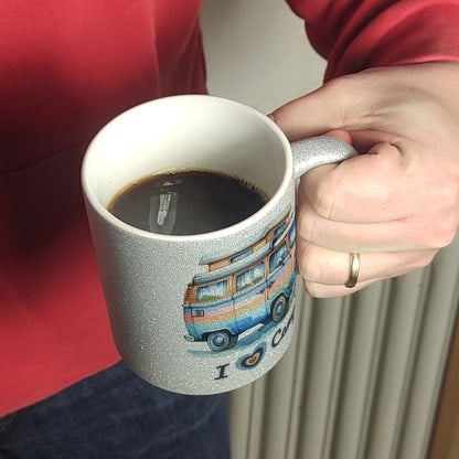 Campervan Glitzer-Kaffeebecher mit Spruch I love Camping