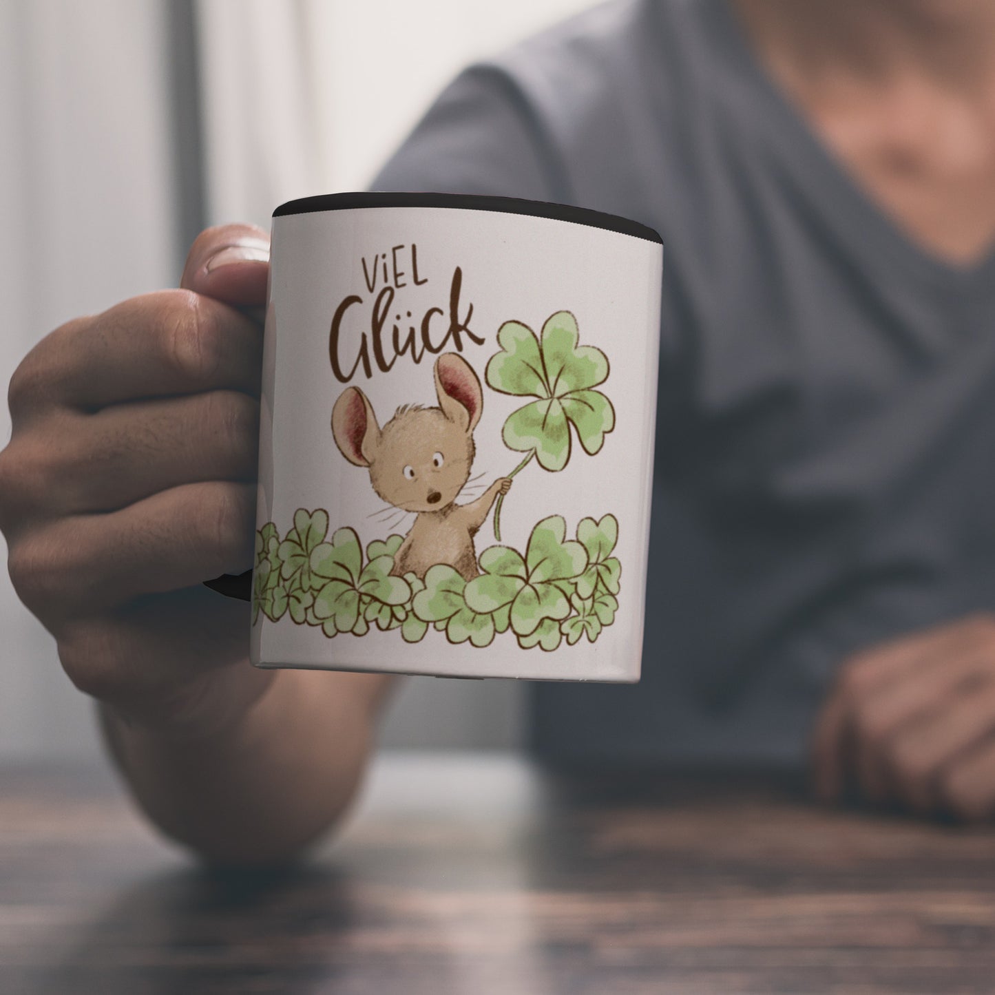 Maus Kaffeebecher in schwarz mit Spruch Viel Glück