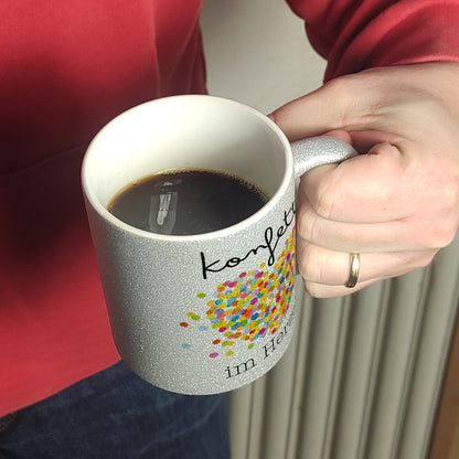 Konfetti im Herzen Karneval Geschenk Glitzer-Kaffeebecher