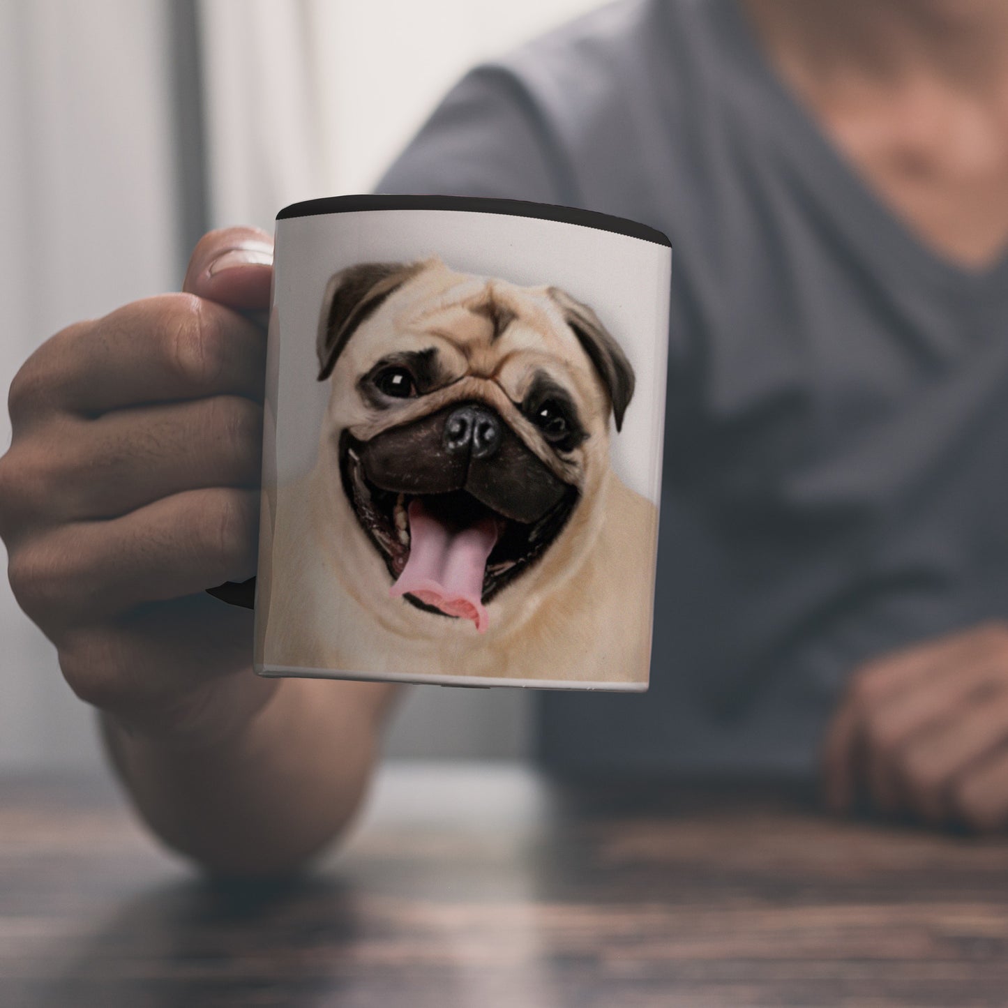 Kaffeebecher Henkel und Innenseite Schwarz mit Mops Motiv