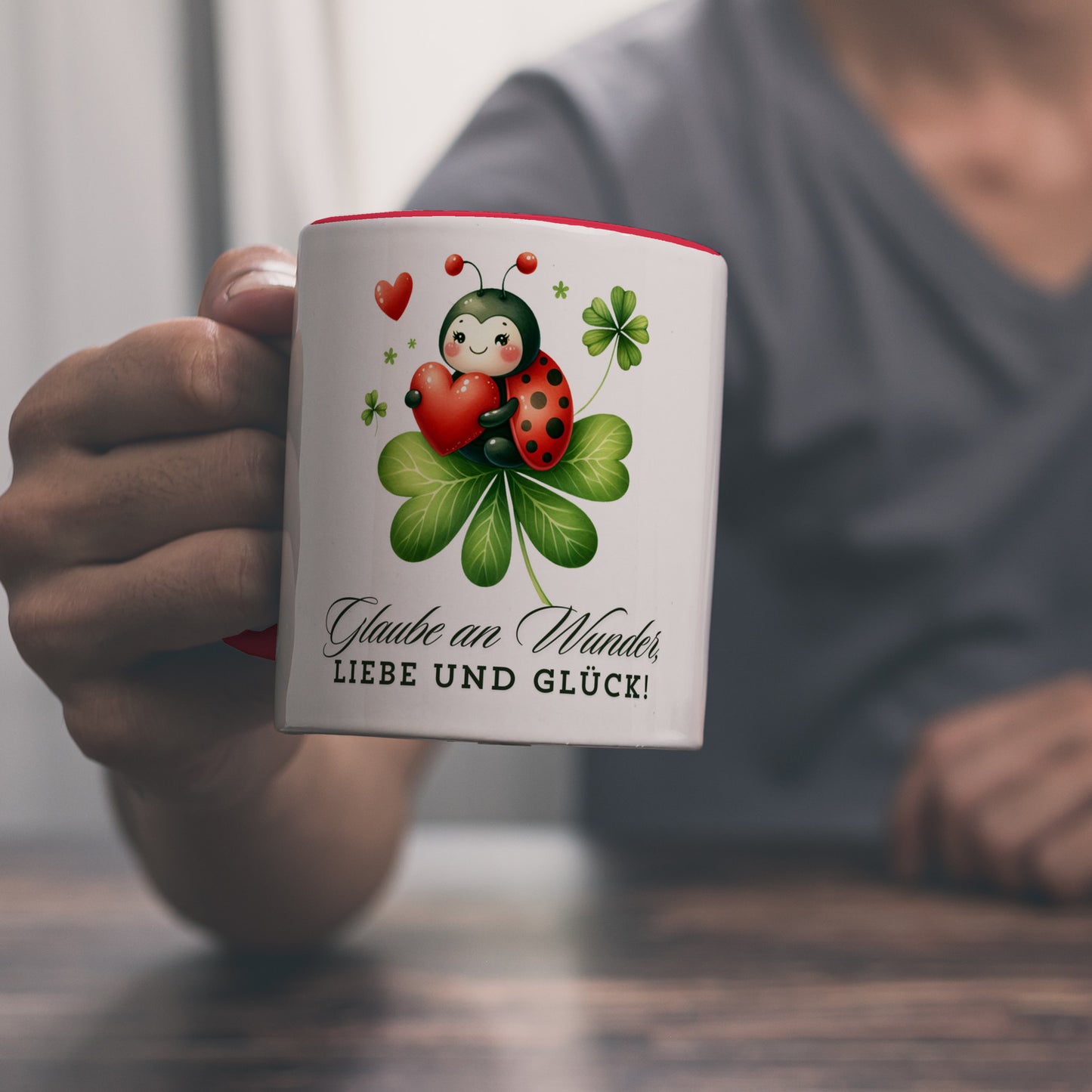 Marienkäfer Kaffeebecher in rot mit Spruch Glaube an Wunder, Liebe und Glück!