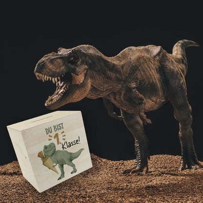 Dino mit Schultüte Spardose aus Holz mit Spruch Du bist 1. Klasse!