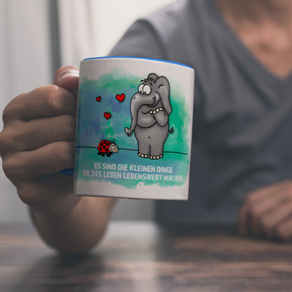 Es sind die kleine Dinge die das Leben lebenswert machen Kaffeebecher [Vtext2] mit Elefant und Marienkäfer Motiv