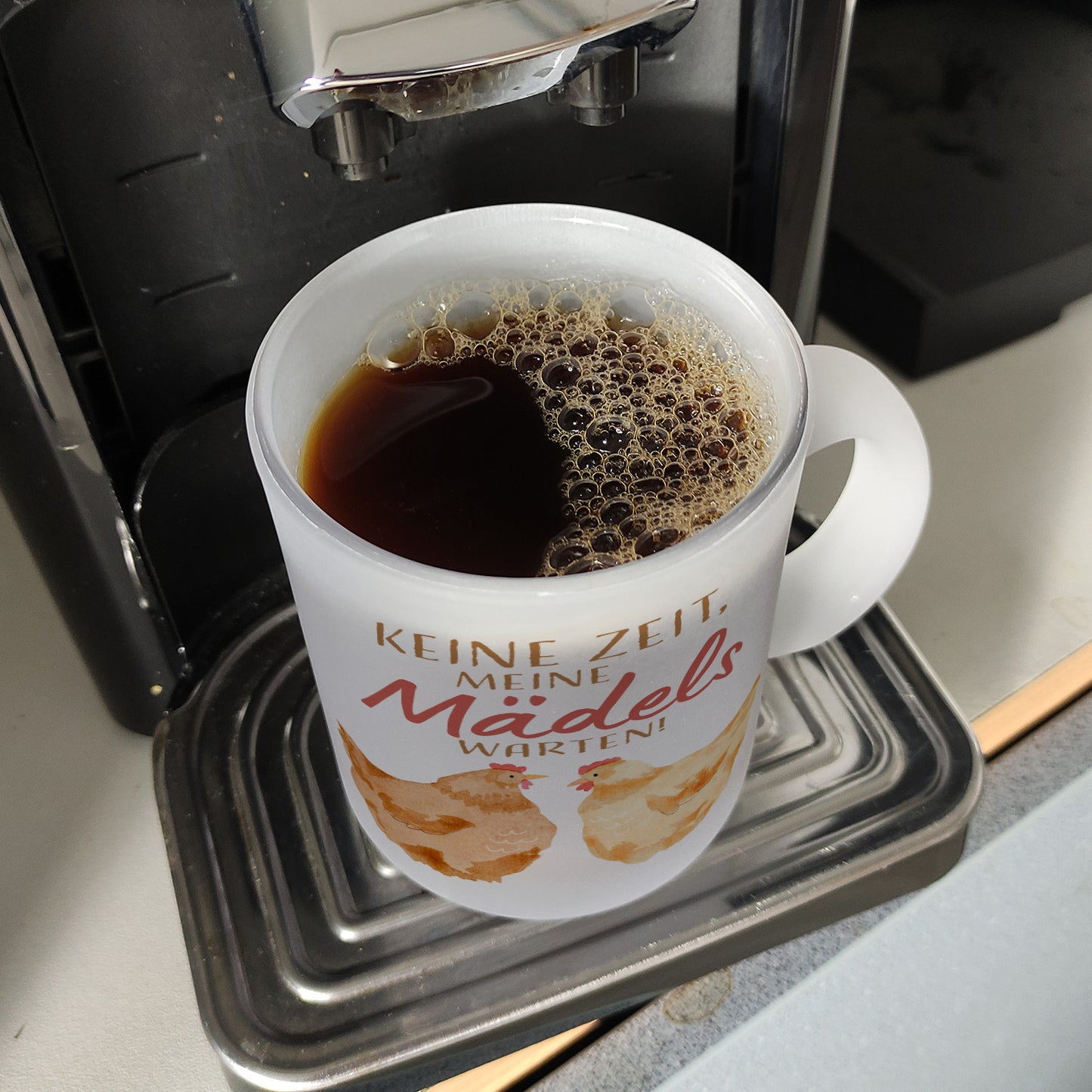 Huhn Glas Tasse mit Spruch Keine Zeit meine Mädels warten