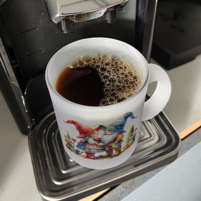 Verliebte Gartenzwerge im Garten Glas Tasse