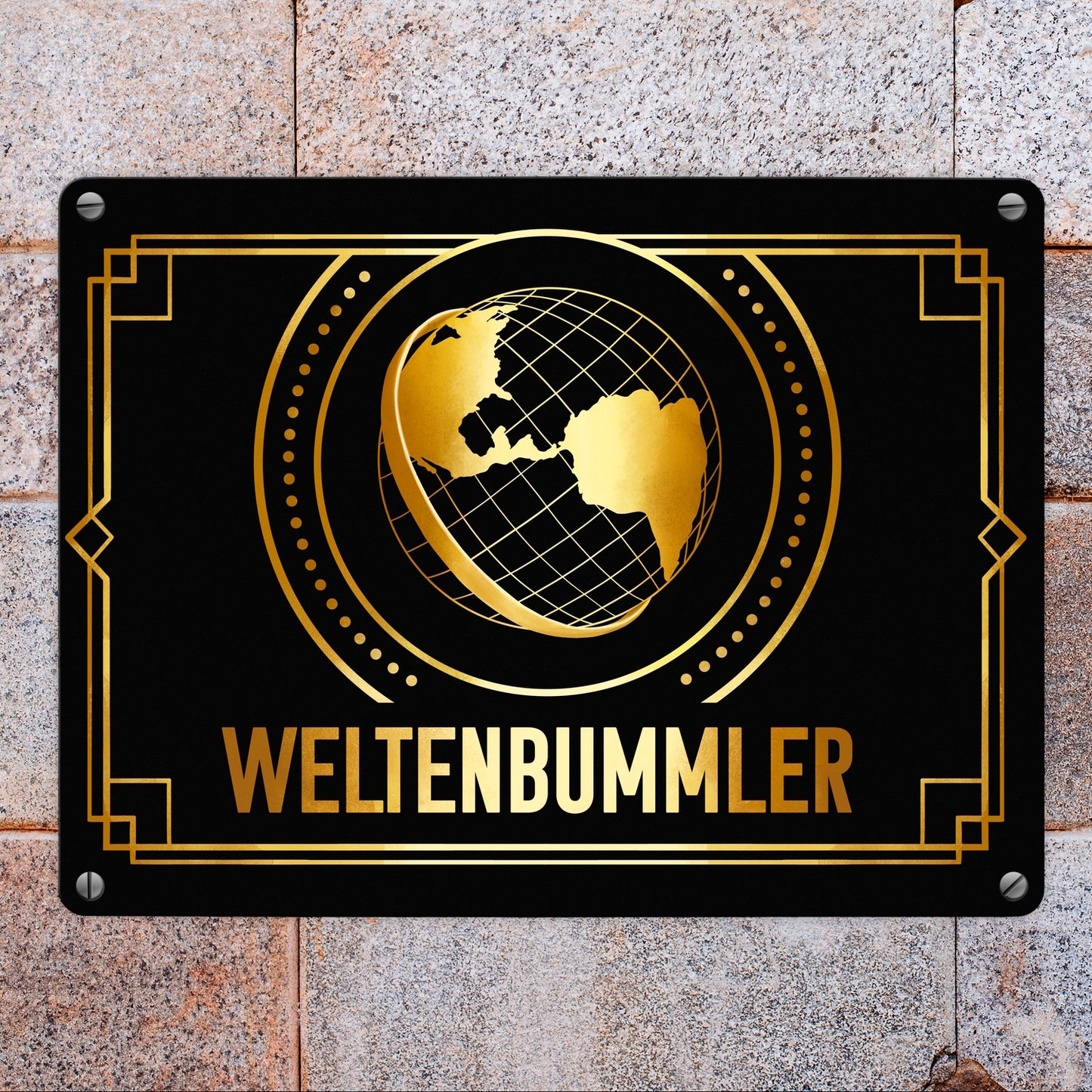 Weltenbummler Metallschild in 15x20 cm mit goldenem Globus und Reisemotiv