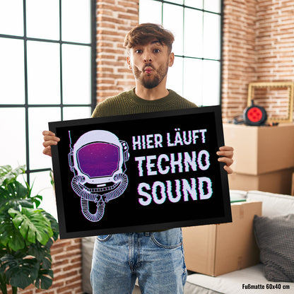 Hier läuft Techno Sound Fußmatte XL in 40x60 cm mit Astronautenhelm für Raver