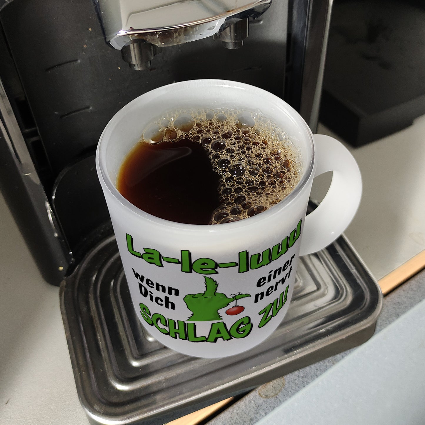 La-le-luuu Glas Tasse mit Spruch Wenn Dich einer nervt schlag zu