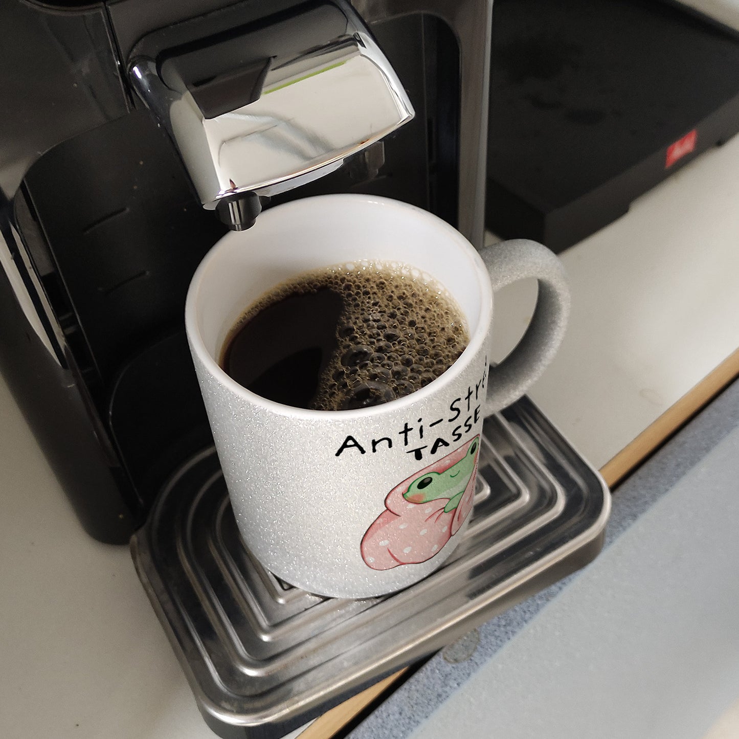 Frosch in rosa Decke mit Spruch Anti-Stress Tasse