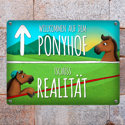 Metallschild mit Pferde Motiv und Spruch: Willkommen auf dem Ponyhof