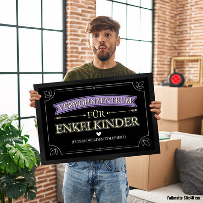 Verwöhnzentrum für Enkelkinder Fußmatte XL in 40x60 cm mit lustigem Spruch für Großeltern