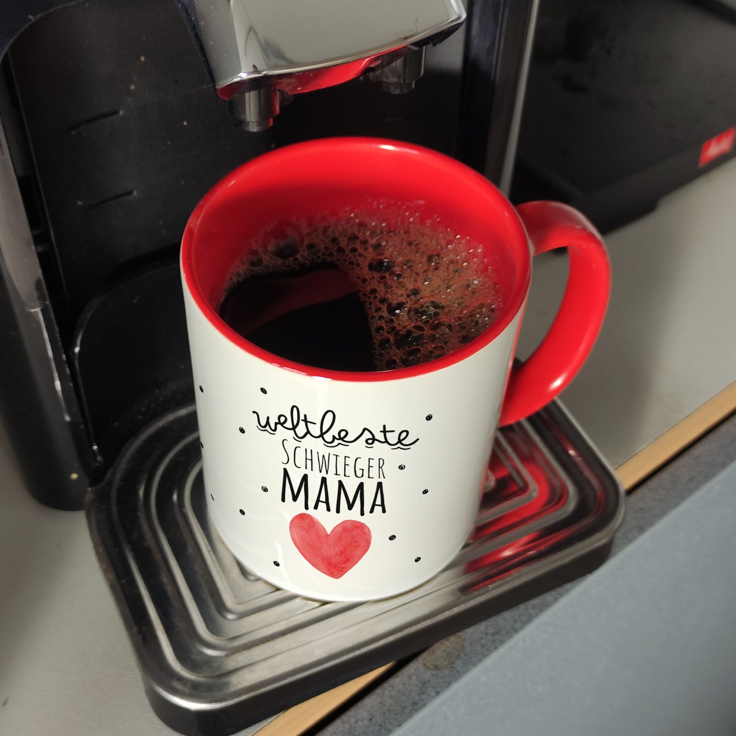 Schwiegermutter Kaffeebecher in rot mit Spruch Weltbeste Schwiegermama