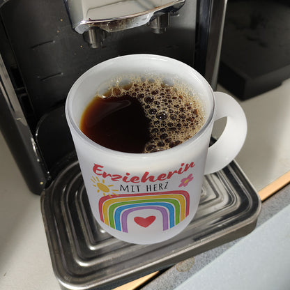 Regenbogen Glas Tasse mit Spruch Erzieherin mit Herz