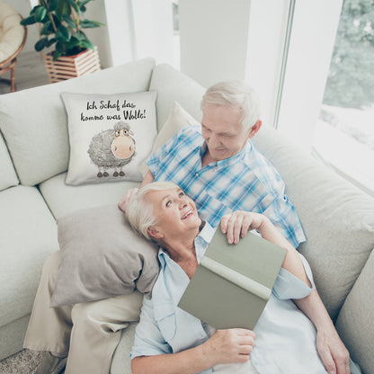 Schaf Kuschelkissen mit Spruch Ich Schaf das komme was Wolle