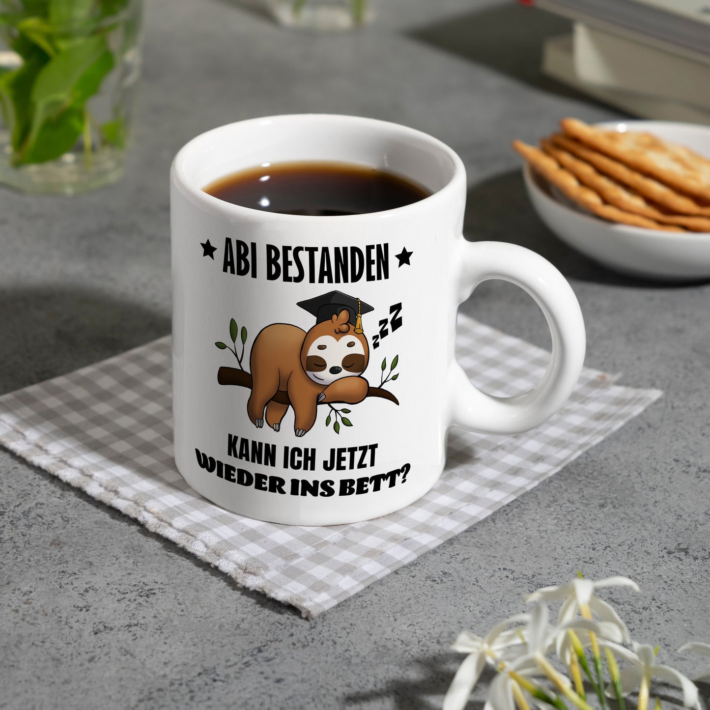 Faultier Abitur Kaffeebecher mit Spruch Abi geschafft zurück ins Bett