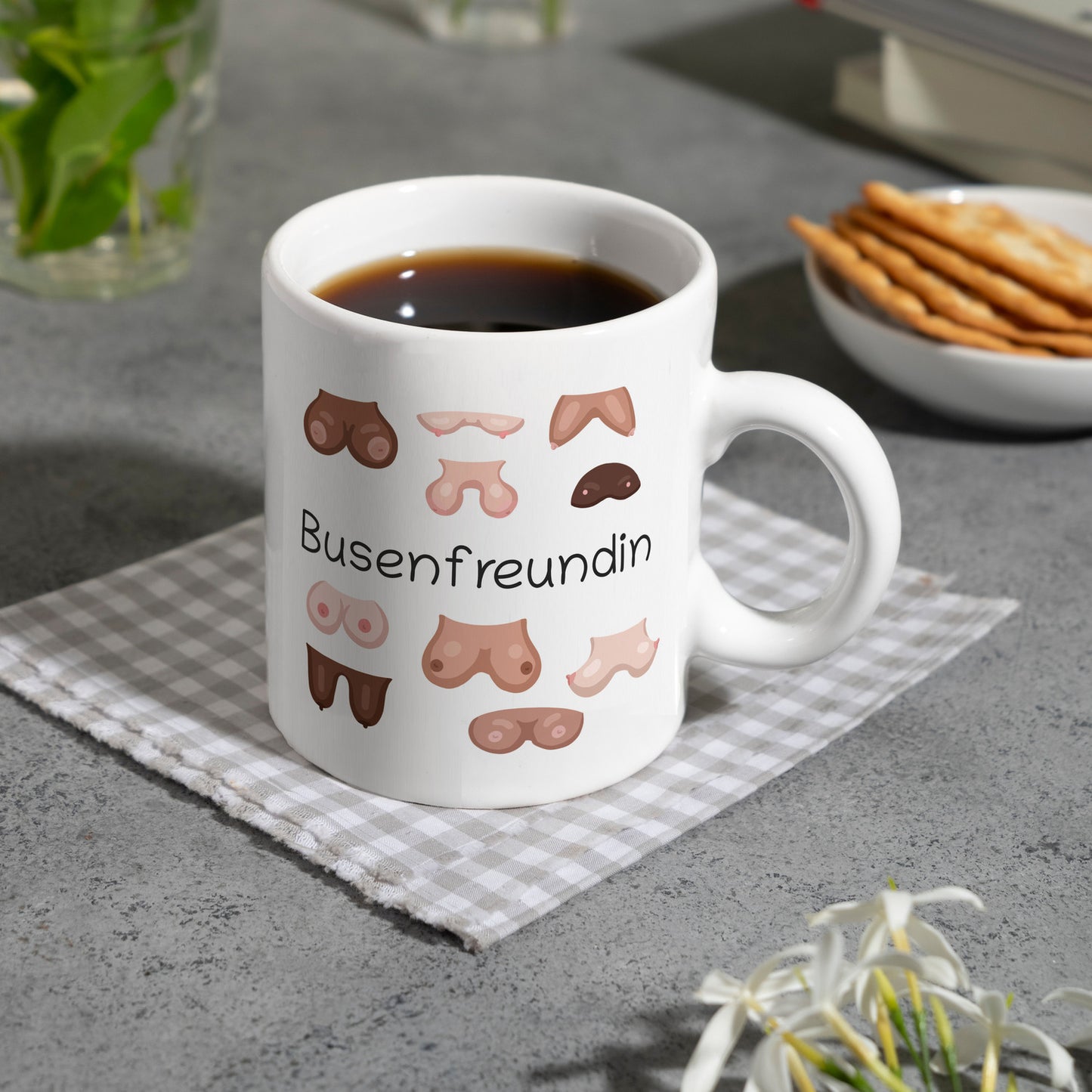 Busenfreundin Kaffeebecher mit verschiedenen Brüsten