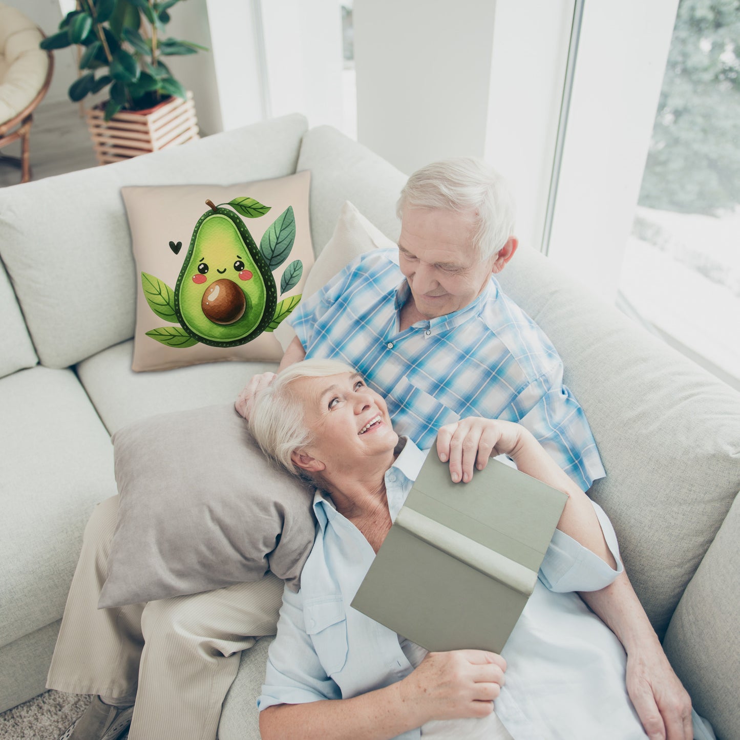 Lächelnde Avocado Kissen mit Leinenoptik