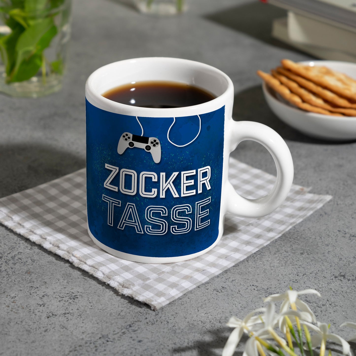 Zocker Kaffeebecher mit Controller Motiv und Spruch: Zocker Tasse